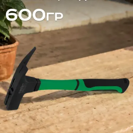 Молоток кровельщика 0,6 кг с фибергласовой ручкой. ГалаОпт