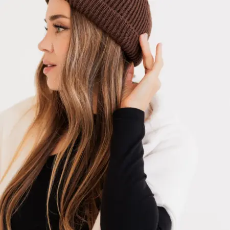 Шапка демисезонная бини вязаная. ИП Андреева С.А.