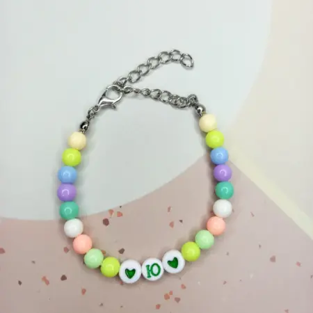 Детский браслет с буквой Ю. Мастерская браслетов