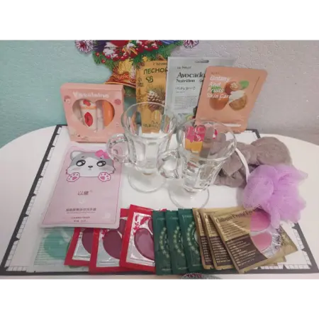 Подарочный набор Бьюти бокс с кружками. SSB