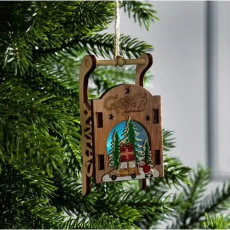 Ёлочная игрушка "Сани с Дедом Морозом и машиной", RGB, 12 см. KoroBoom Shop