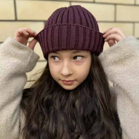 Шапка вязаная короткая лапша с отворотом детская. Mali Brand