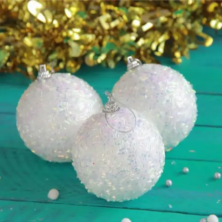 Набор шаров "Пушинка. Бисер", 6,5 см, 6 шт, пластик, белый. KoroBoom Shop