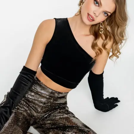 Кроп топ вечерний бархатный. ООО КОЛЛЕКЦИЯ