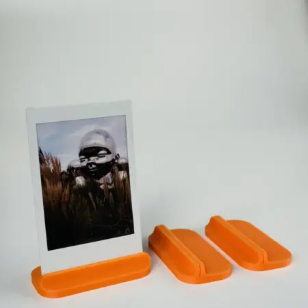 Подставка для фото Instax и Polaroid (3 штуки) оранжевая. IMSO - Моментальная фотография