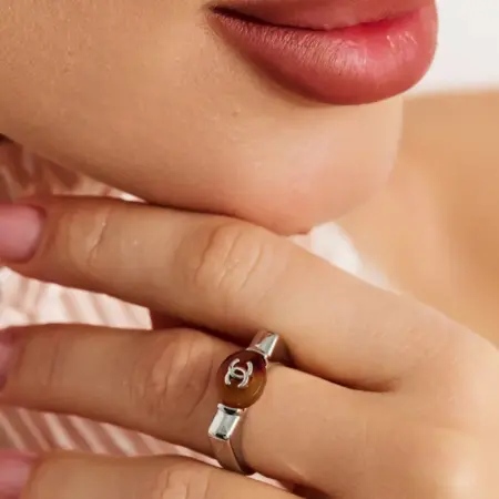 Кольцо Шанель со вставкой. Dari accessory