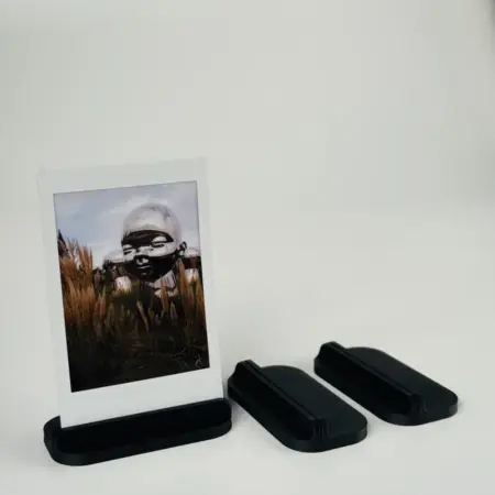 Подставка для фото Instax и Polaroid (3 штуки) черная. IMSO - Моментальная фотография