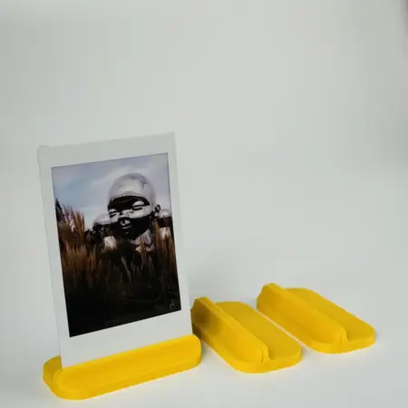 Подставка для фото Instax и Polaroid (3 штуки) желтая. IMSO - Моментальная фотография