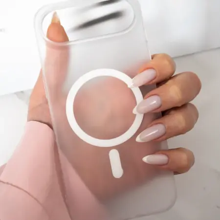 Чехол на iPhone 17 Air MagSafe. vipsales.ru