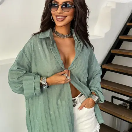 Легкая летняя рубашка удлиненная в полоску со стразами. PERFERITA