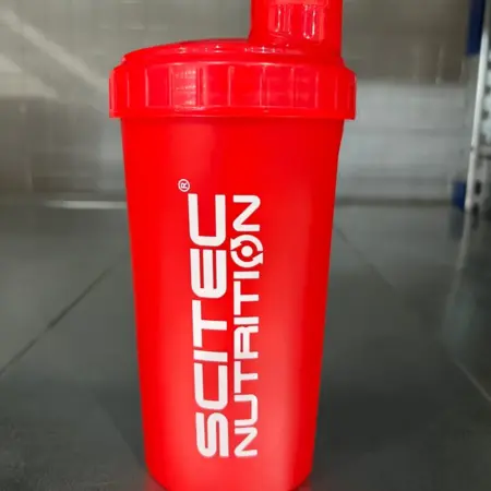 Шейкер для коктейлей и воды спортивный Shaker 700 мл красный. Магазин полезных добавок