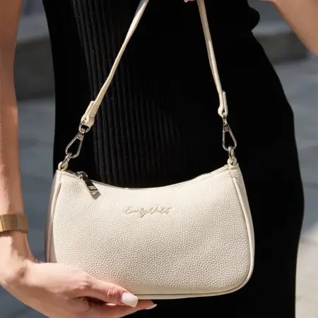 Сумка-багет маленькая. По красоте