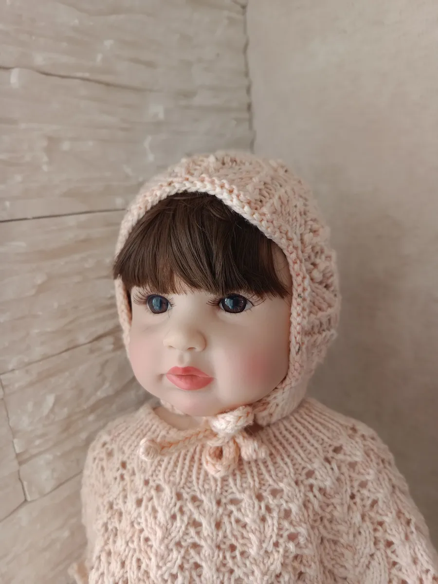 Чепчик вязаный ручной работы для новорожденных. Бантики от Елены