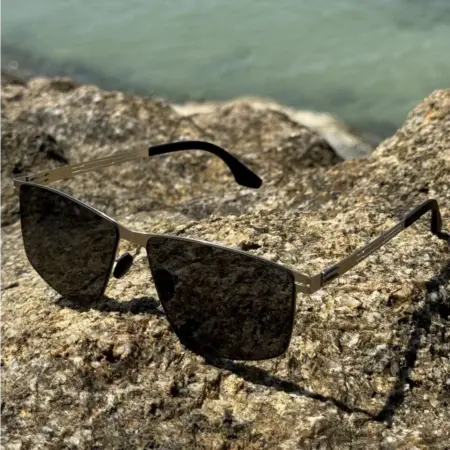 Солнцезащитные очки модные 2026. OptiKa