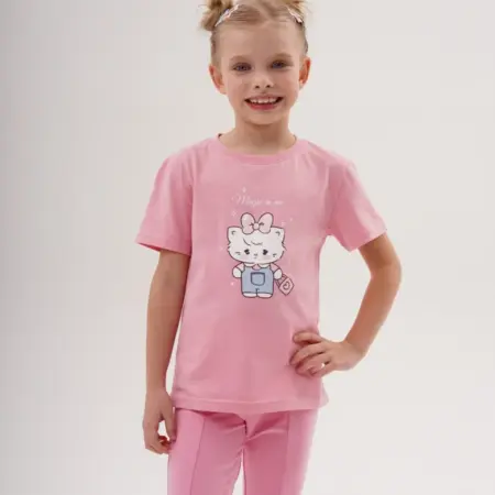 Футболка для девочки розовая с принтом. KARI