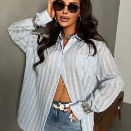 Легкая летняя рубашка удлиненная в полоску со стразами. PERFERITA