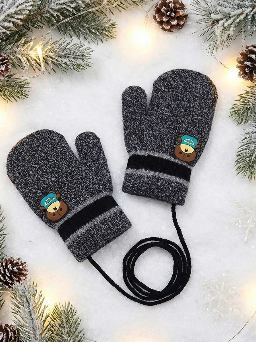 Варежки утепленные с начесом на веревочке для малышей. Детская одежда и Аксессуары