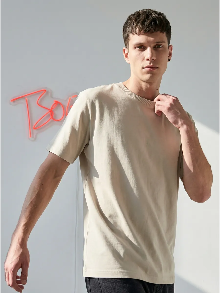 Футболка из хлопка однотонная. ТВОЕ