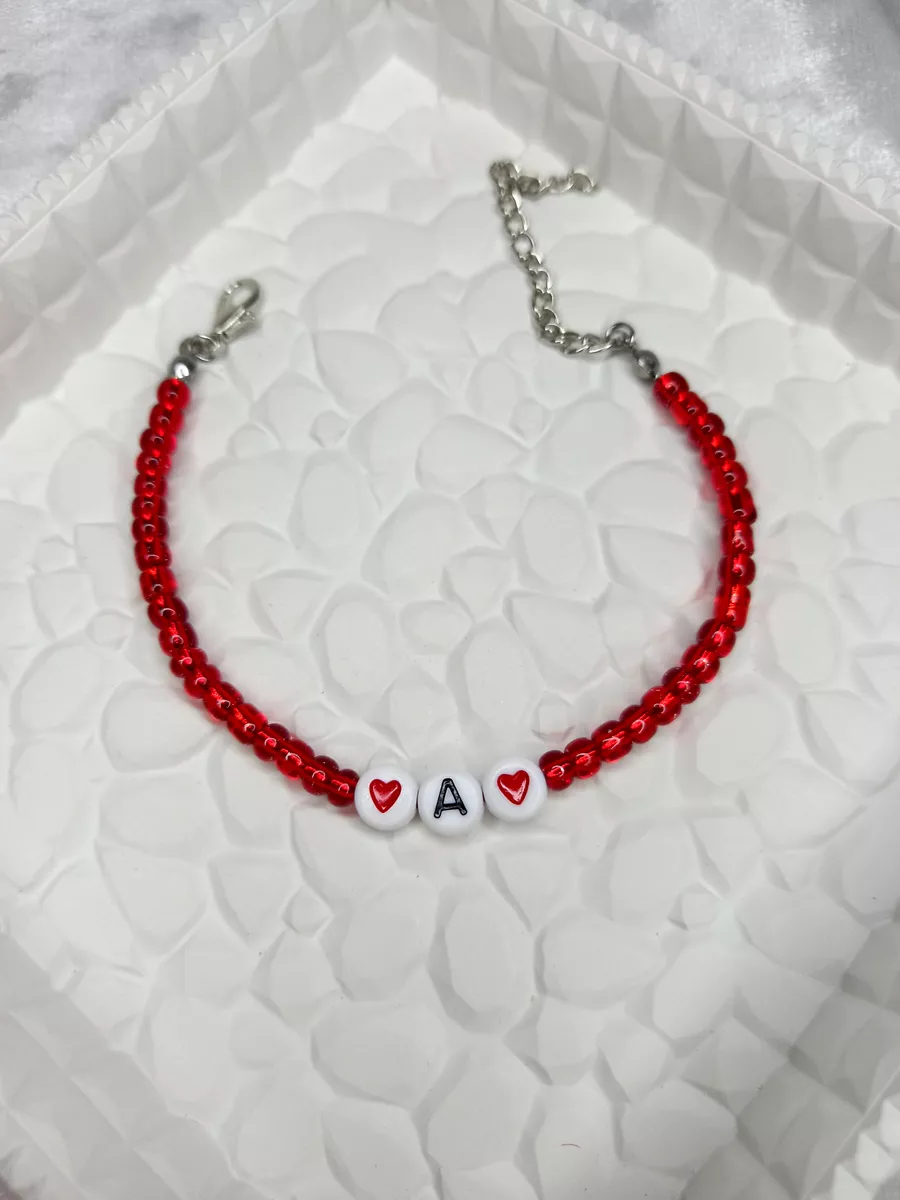 Браслет из бисера с буквой А. Мастерская браслетов