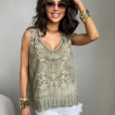 Топ блузка летняя нарядная с вышивкой. KATYPRETTY