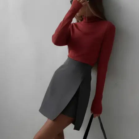 Водолазка женская с горлом красная. KARI