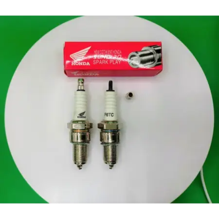 Свеча зажигания HONDA F6TC (2 шт). TEHNO-ZONA.RU
