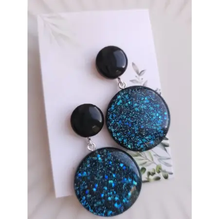 Круглые черные серьги синяя искра. WOOD TREE LOVE