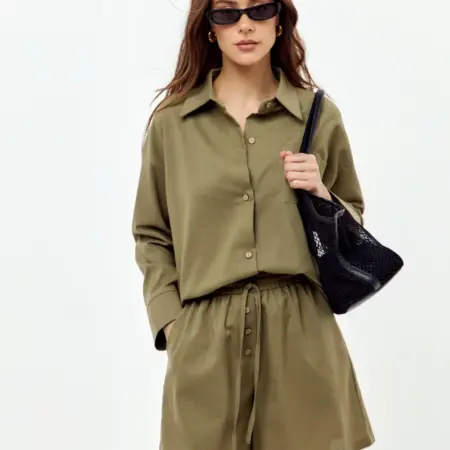 Костюм с шортами и рубашкой летний льняной. Глухов Илья Алексеевич