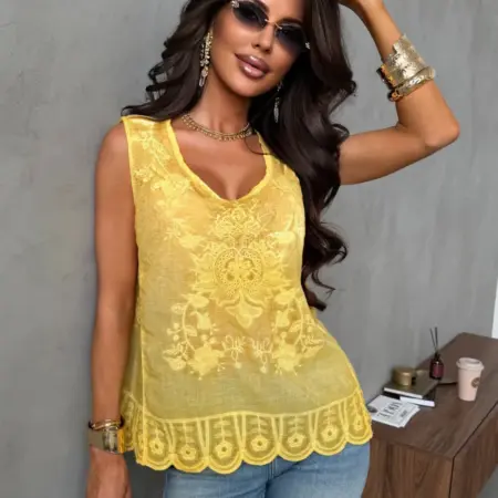 Топ блузка летняя нарядная с вышивкой. KATYPRETTY