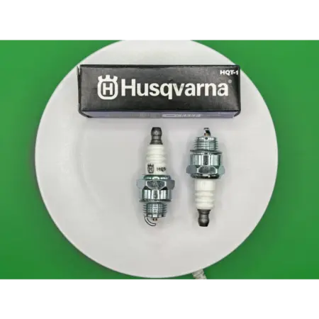 Свеча зажигания Husqvarna HQT-1 (2 шт). TEHNO-ZONA.RU