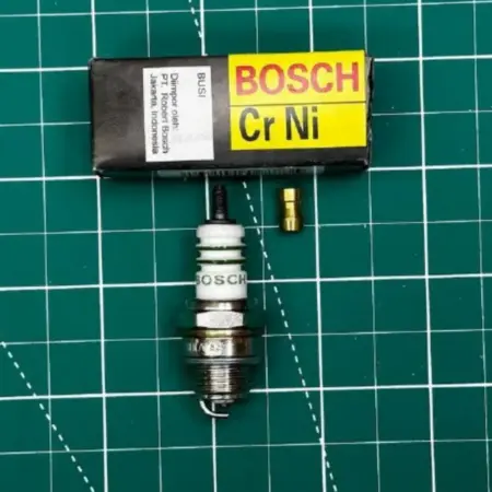 Свеча зажигания BOSCH WSR6F (2 шт). TEHNO-ZONA.RU