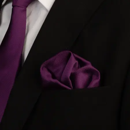 Платок паше NEON в нагрудный карман пиджака. Малина