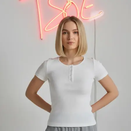 Футболка приталенная на пуговицах. ТВОЕ