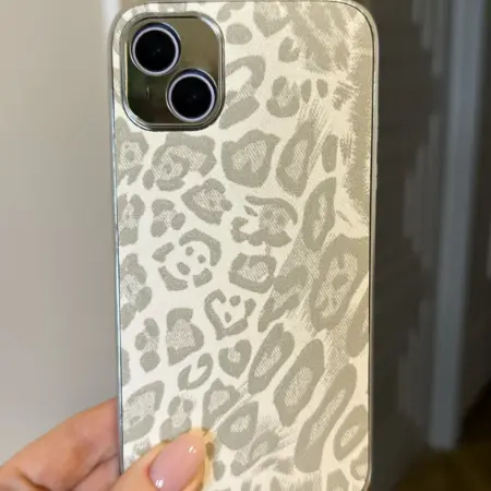 Чехол на iPhone 13 леопардовый. Banana!