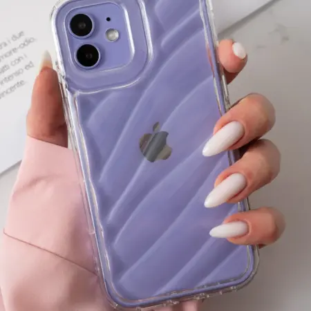 Чехол на iPhone 12 с защитой камеры. vipsales.ru