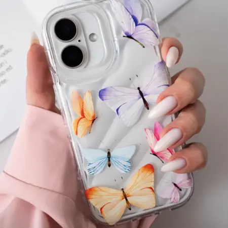 Чехол на iPhone 16 с принтом. vipsales.ru