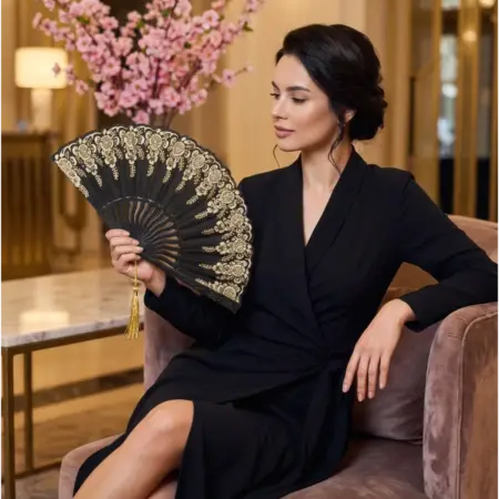 Веер складной ажурный с блестками 24 см. ИП Романова О.В.