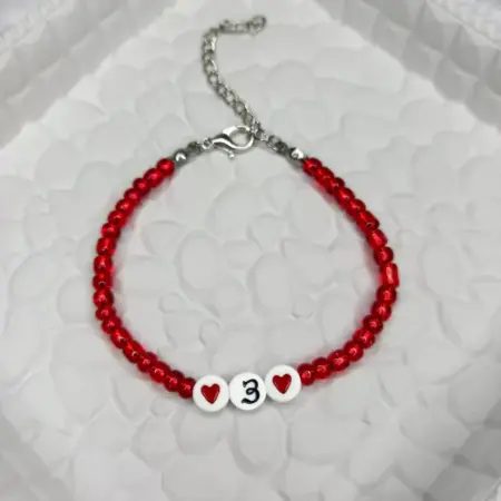 Браслет из бисера с буквой З. Мастерская браслетов