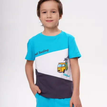 Футболка для мальчика с принтом. KARI