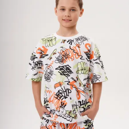 Футболка для мальчика оверсайз макси белая с принтом. KARI