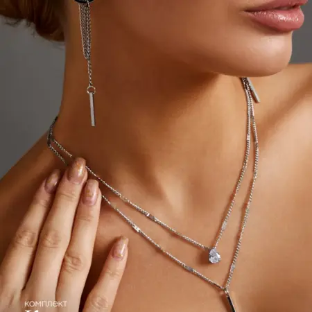 Набор подвеска на шею и серьги. Yula Keri