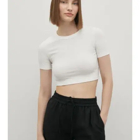 Футболка укороченная кроп топ. Finn Flare