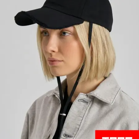 Бейсболка гранж с завязками. ТВОЕ