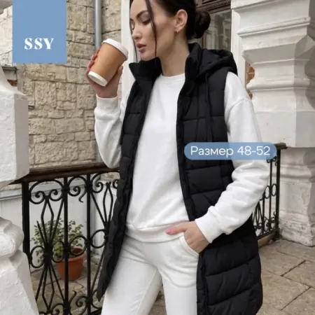 Жилетка утепленная с капюшоном. Интернет Революция