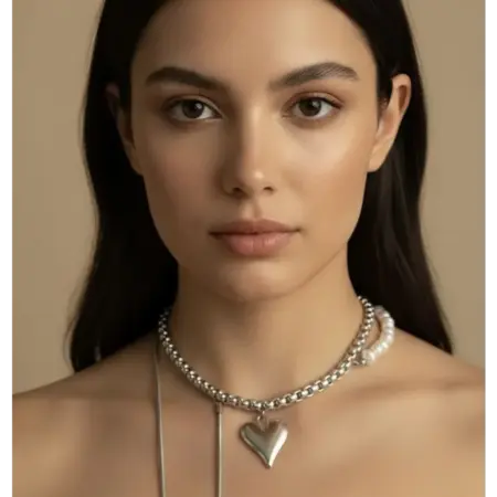 колье чокер с подвеской сердце. VENES