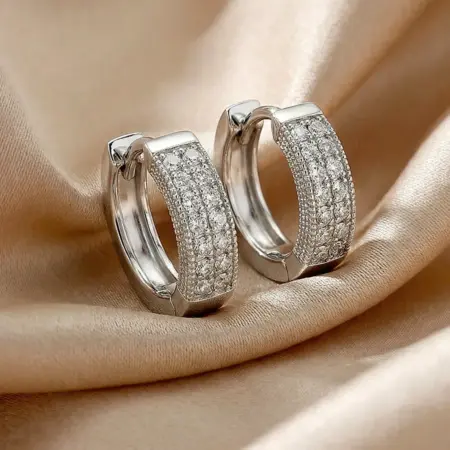 Серьги кольца маленькие с камнями, бижутерия. Evermiss