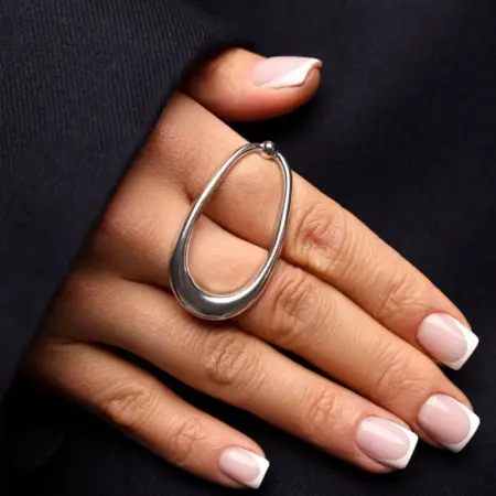 Кольцо бижутерия серебристое на два пальца. ViLeSA