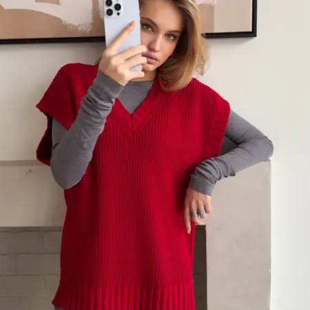 Вязаный жилет теплый трикотажный. Сити Текс