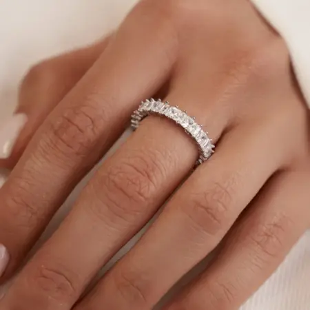 Кольцо бижутерия дорожка из камней. TIFITY