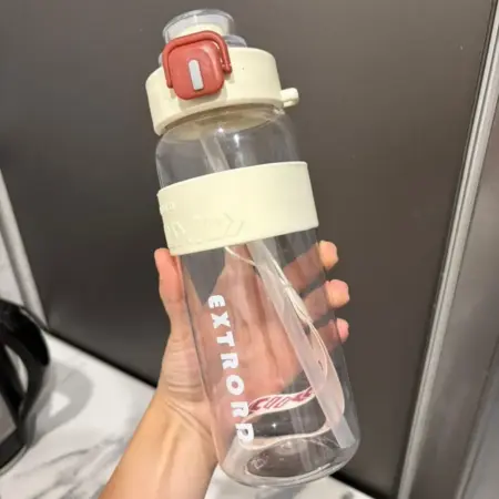 Бутылка для воды спортивная 800 мл. Интернет Революция